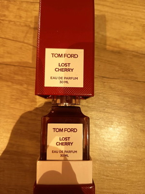 Парфюм Tom Ford Lost Cherry 30ml като нов