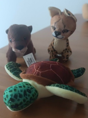 Mcdonalds National Geographic plush toys used, set