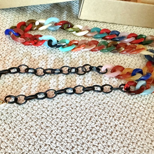 Handmade eyeglass chain like new, multicolor