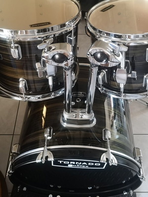 Mapex Tornado Studio Kit brown wood grain color, like new