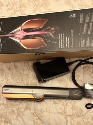 Dyson Airstrait ισιωτική μαλλιών σαν καινούργιο
