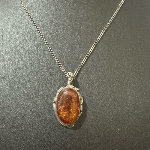 Silver necklace with Baltic amber gemstone like new