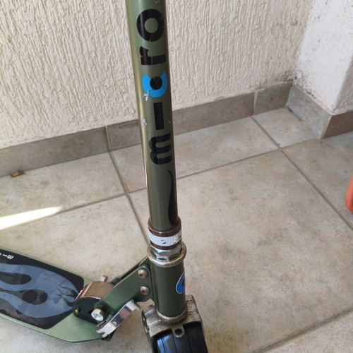 Micro metal scooter used, extendable and foldable