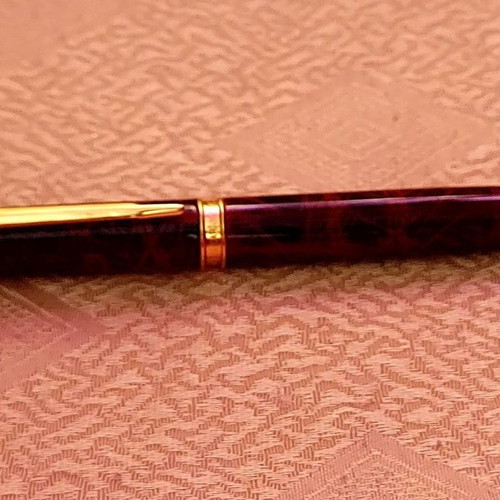Caran d'Ache Genève pen new with brown marble lacquer and gold accents