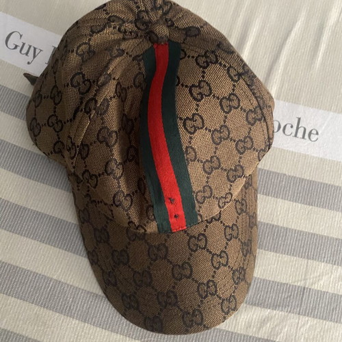Gucci women's hat like new, brown