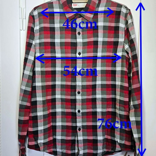 Authentic Levi's men's checkered shirt size M like new
