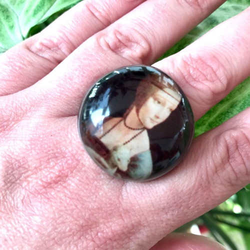 Da Vinci Lady with an Ermine wooden ring bulky large size new