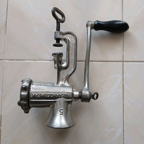 Alexanderwerk Meat Grinder Model No.5 Vintage like new