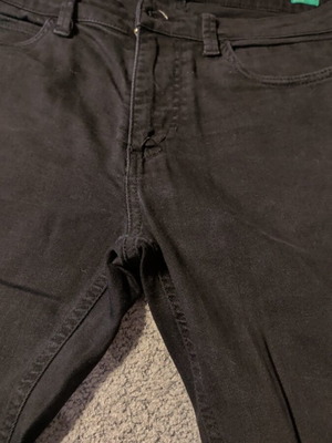 UCB men's skinny jeans black used, size M-L