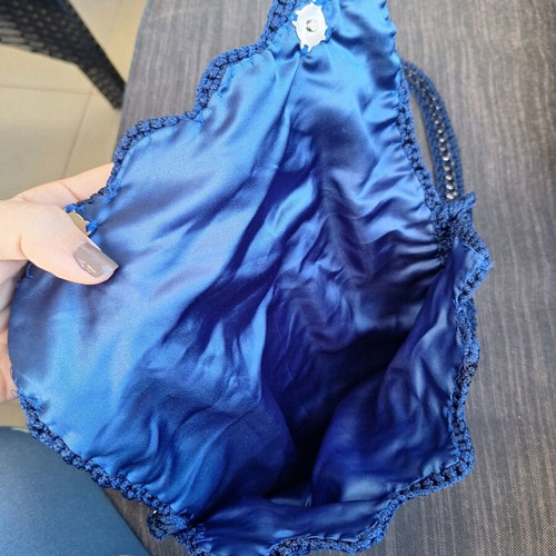 Handmade blue knitted shoulder bag used with silver chain