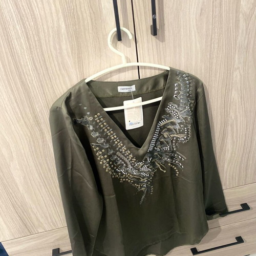 Genesis women's khaki blouse new, size M