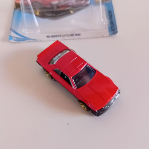Hot Wheels Nissan Skyline R30 like new, open card