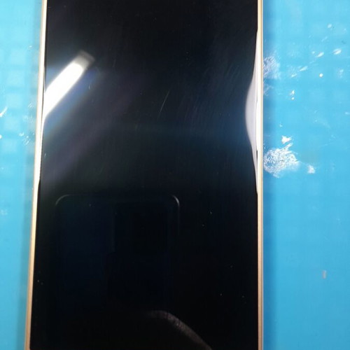 Samsung Galaxy J5 '17 screen used, beige, moderate burn in