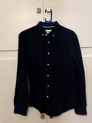 Pull & Bear men's shirt medium dark blue like new