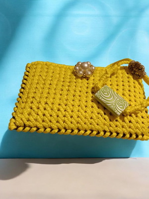 Handmade macrame bracelet with small wallet and magnetic clasp