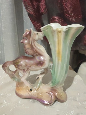 Vintage iridescent decorative horse vase like new