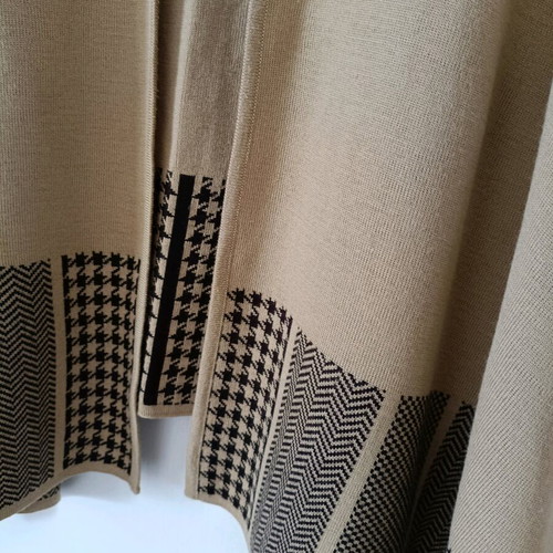Women's scarf like new camel color with geometric patterns