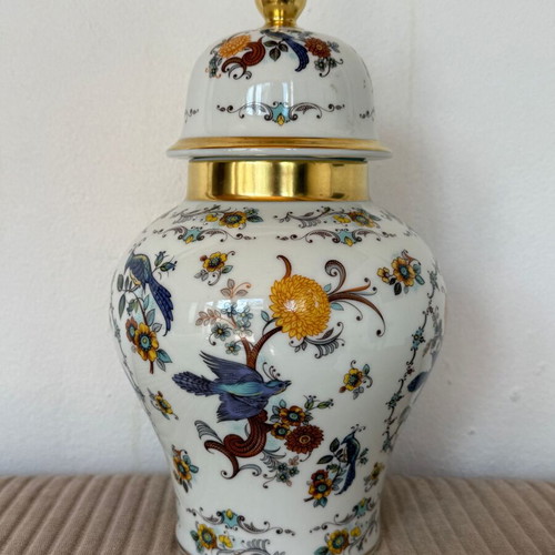Vintage porcelain vase with lid Royal Porzellan Bavaria KPM like new