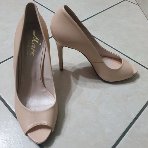 Mark Milan pumps new, beige, size 39