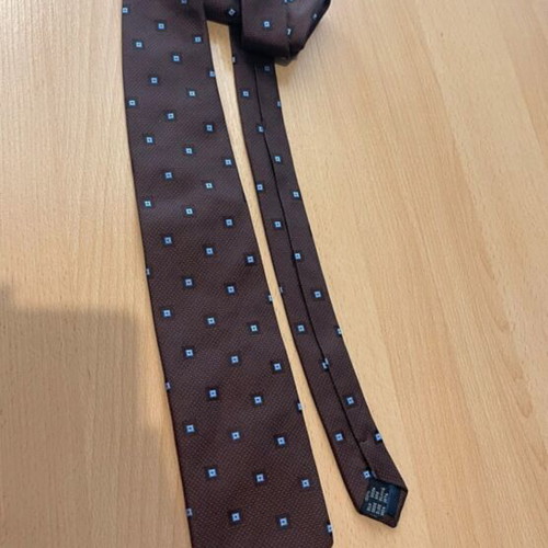 Bulgatti tie 100% silk brown new