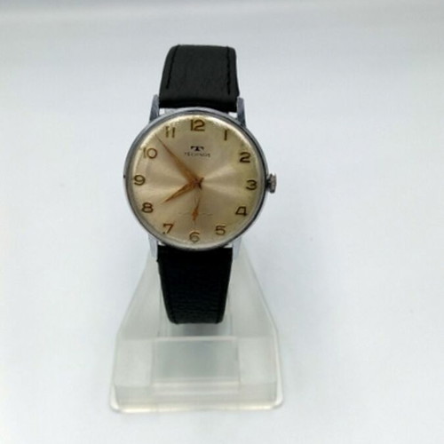 Technos mechanical wristwatch like new with leather strap