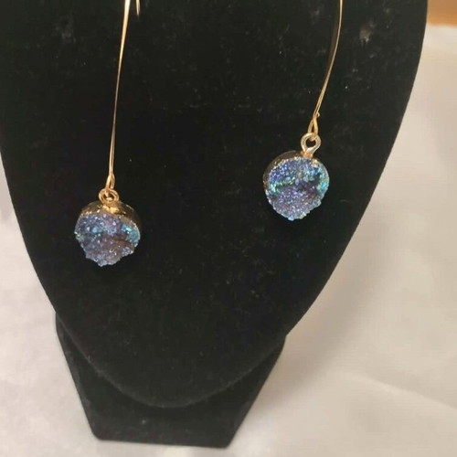 Dangling earrings new with blue petrol glitter