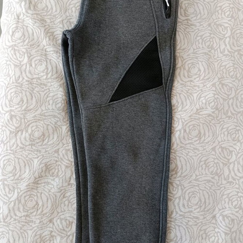 Winter tracksuit like new for boys, size S, black and gray