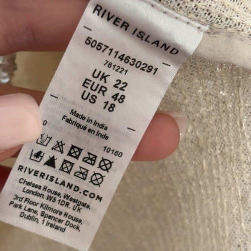 River Island Silver Sequin Top new, size 4XL
