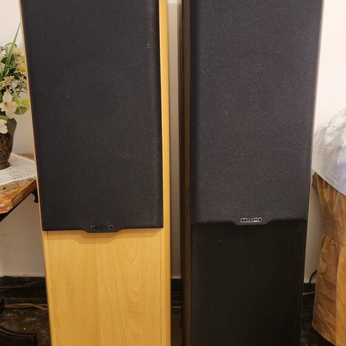 Mission 703 speakers like new, 150 watt, 8 ohm, 8' woofer