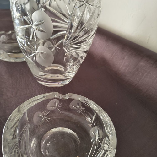 Vintage 3-piece heavy crystal set with vase and 2 ashtrays