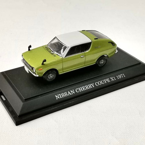 Nissan Cherry Coupe X1 1971 diecast model car like new