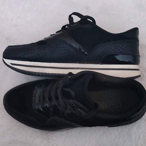 Sneakers size 39 like new, black sports shoes