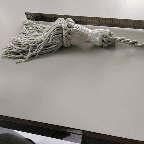 Tassel used, veraman color, length 16 cm