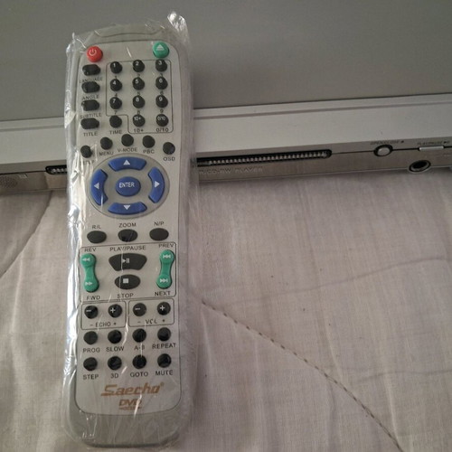 Saecho DVD-CD-MP3 player like new with remote control