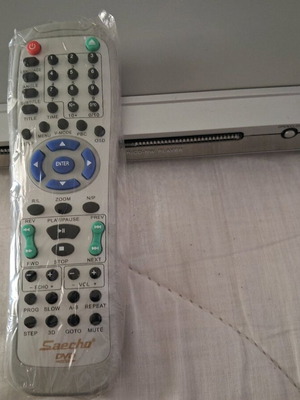 Saecho DVD-CD-MP3 player like new with remote control