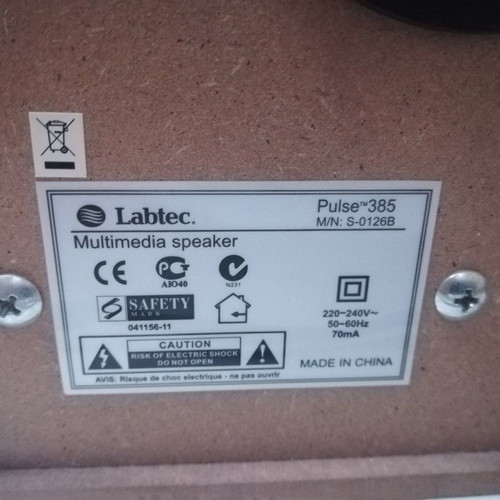 Computer speakers with good performance 1 sub and 2 small