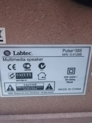 Computer speakers with good performance 1 sub and 2 small