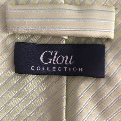 Glou tie light green with white stripe new