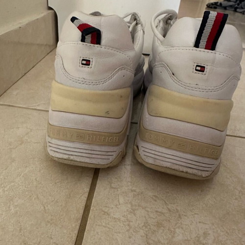 Tommy Hilfiger sneakers used, white chunky