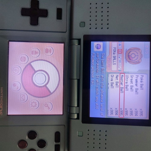 Pokemon Pearl game cartridge like new with shiny Pokemon and items