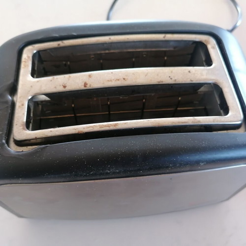 Toaster 2-Slice used