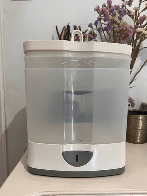 Chicco Bottle Sterilizer like new