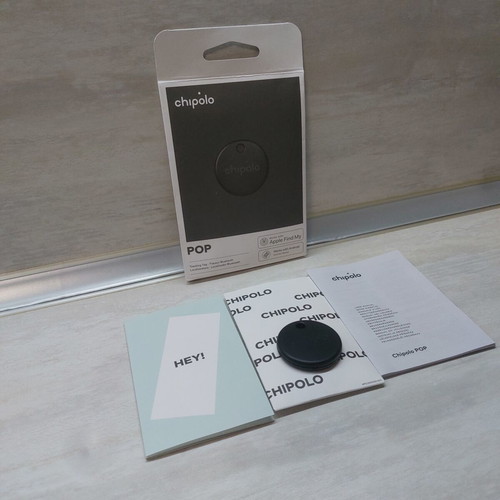Chipolo POP Bluetooth tracker new, compatible with Apple Find My and Google