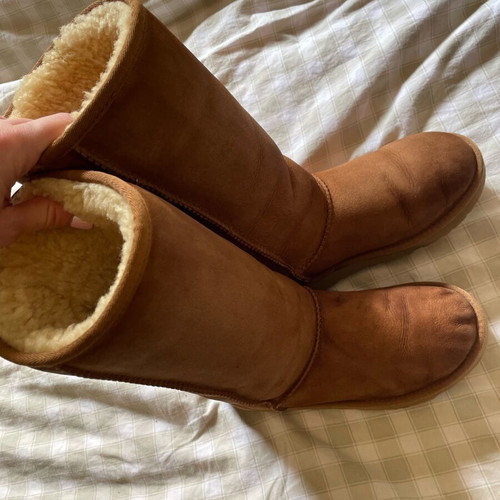 Ugg tall boots used, classic camel color, size 36