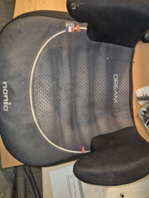 Mania Dream child car seat used with minor issues