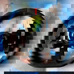 Race simulator σαν καινούργιο πλήρες σετ τιμονιέρας Thrustmaster και MOZA