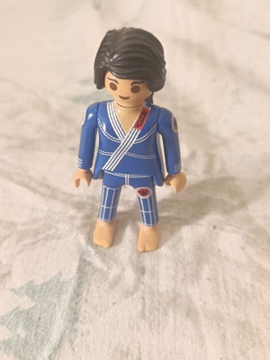 Playmobil Karate Girl Used Without Belt