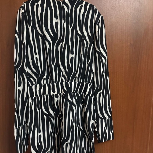 Karavan dress like new, size M, black and white