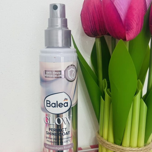 Glow hair straightening spray like new
