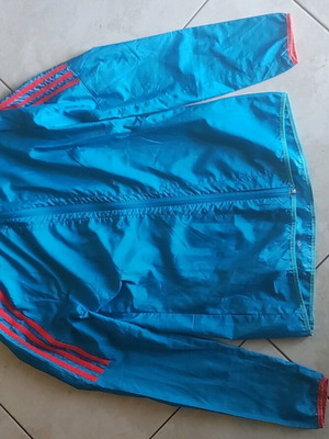 Adidas windbreaker like new, blue